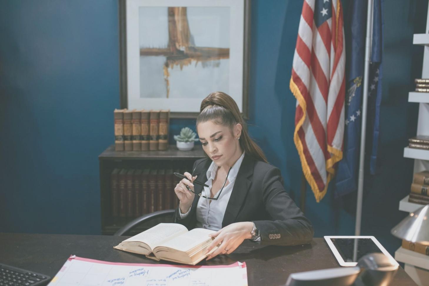 Student studying legal materials through Homedepot's online platform